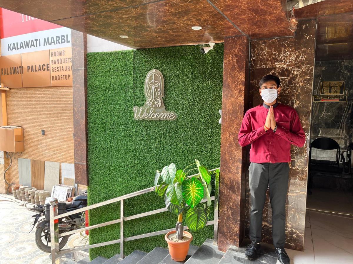 Hotel Kalawati Palace Varanasi Exteriör bild